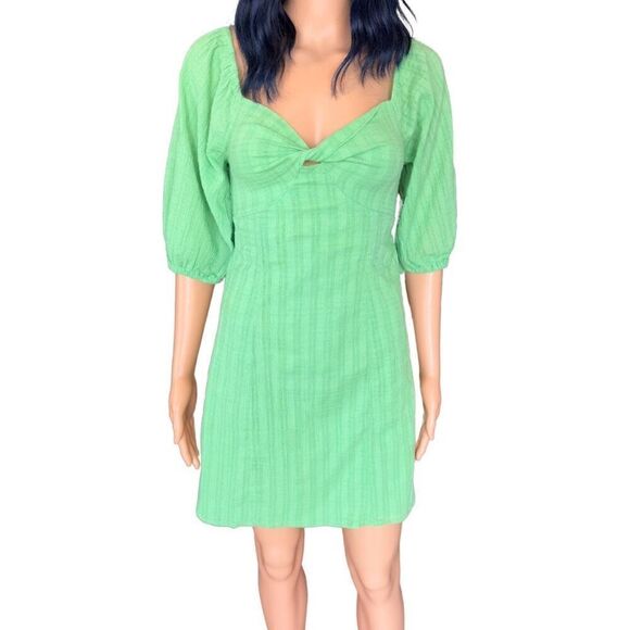 NWT Billabong Green Sol Puff Sleeve Boho Cut Out Mini Dress Size Medium - Picture 2 of 9